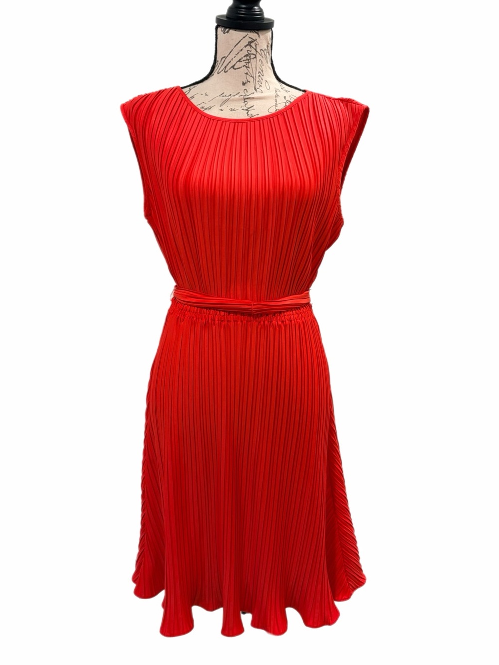 DKNY Short Sleeve Jewel Neck Pleated Dress in Coral Sz 4 NWT Retails $129